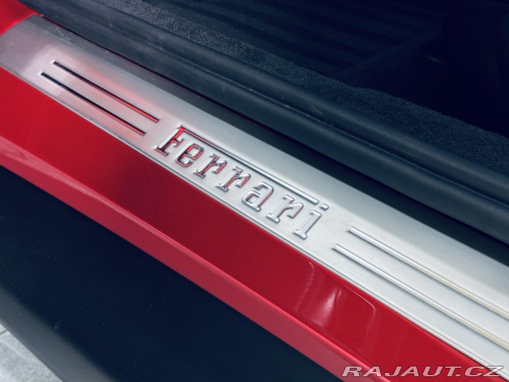 Ferrari Ostatní modely 12Cilindri*SPIDER*Rosso M 2025