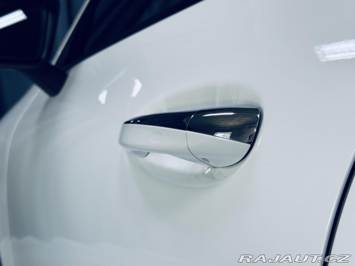 Mercedes-Benz CLA 180*AMG*KEYLESS*KAMERA*CZ 2023