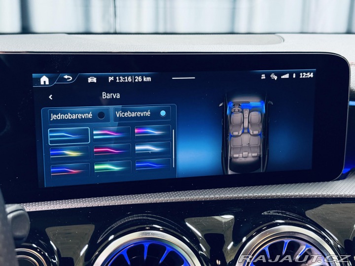 Mercedes-Benz CLA 180*AMG*KEYLESS*KAMERA*CZ 2023