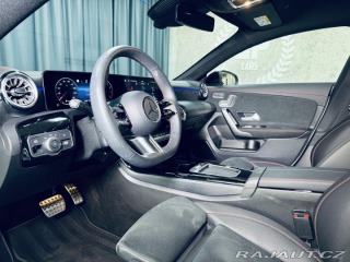 Mercedes-Benz CLA 180*AMG*KEYLESS*KAMERA*CZ 2023