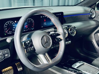 Mercedes-Benz CLA 180*AMG*KEYLESS*KAMERA*CZ 2023