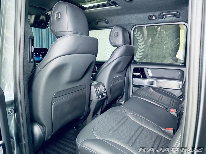 Mercedes-Benz G 450d AMG Night Masáže Taž 2025