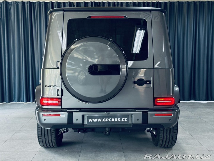 Mercedes-Benz G 450d AMG Night Masáže Taž 2025