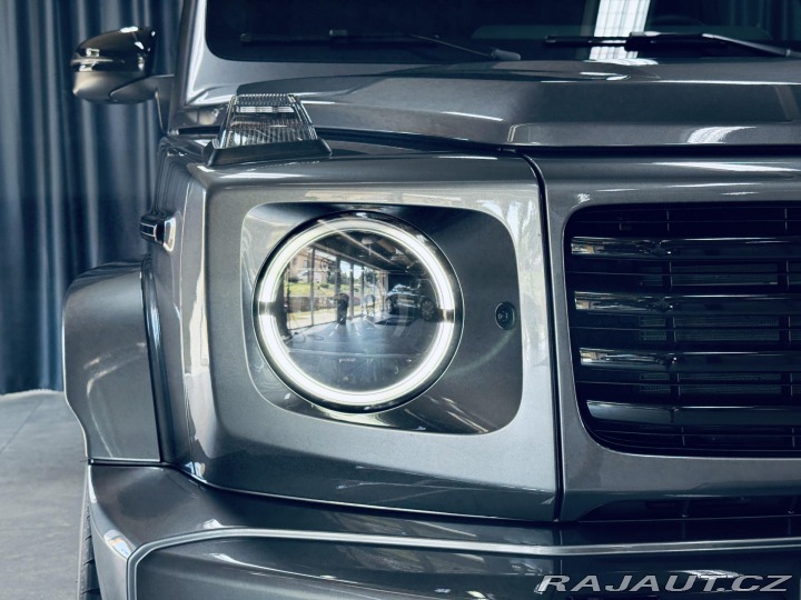 Mercedes-Benz G 450d AMG Night Masáže Taž 2025