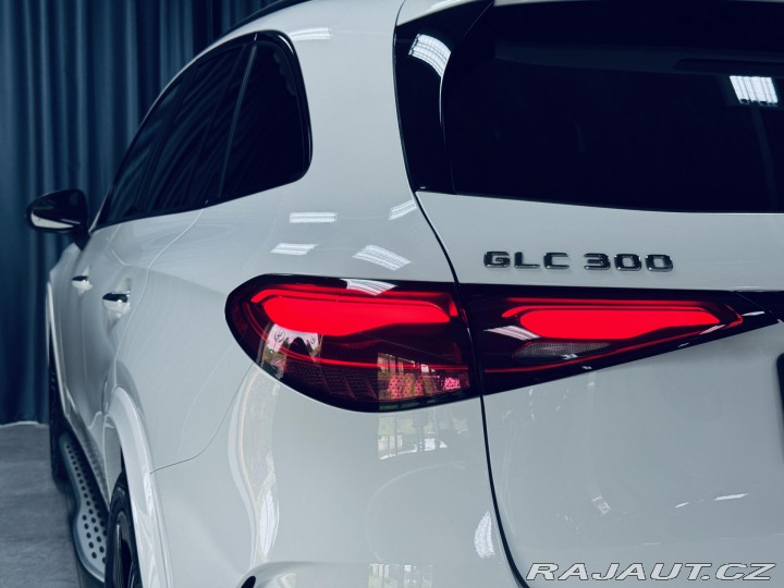 Mercedes-Benz GLC 300*AMG*ZÁRUKA*4M*Offroad 2024
