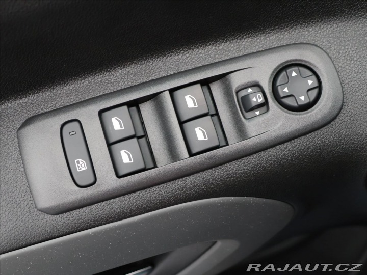 Citroën Berlingo 1,5 HDI 96kW Shine M PANO 2019