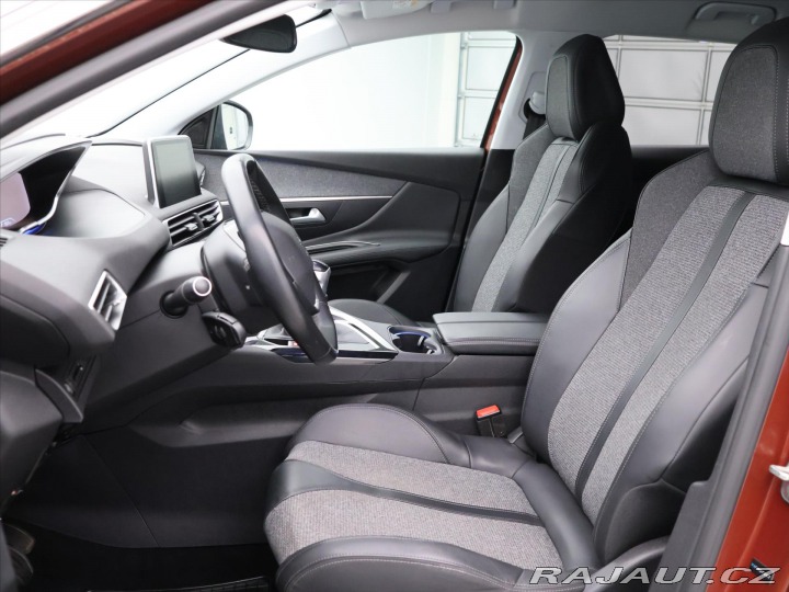 Peugeot 3008 1,5 HDi 96kW Allure CZ 2019