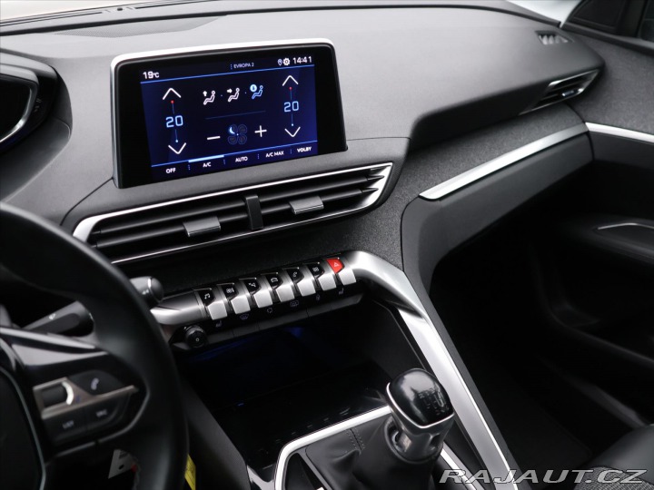 Peugeot 3008 1,5 HDi 96kW Allure CZ 2019