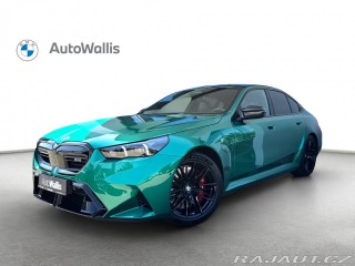 BMW M5 Sedan