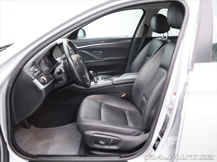 BMW 5 2.0 520d 135kW Aut. Xenon 2013