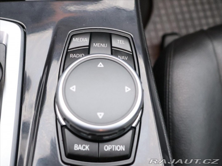 BMW 5 2.0 520d 135kW Aut. Xenon 2013