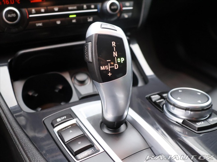 BMW 5 2.0 520d 135kW Aut. Xenon 2013