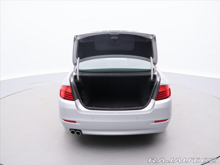 BMW 5 2.0 520d 135kW Aut. Xenon 2013