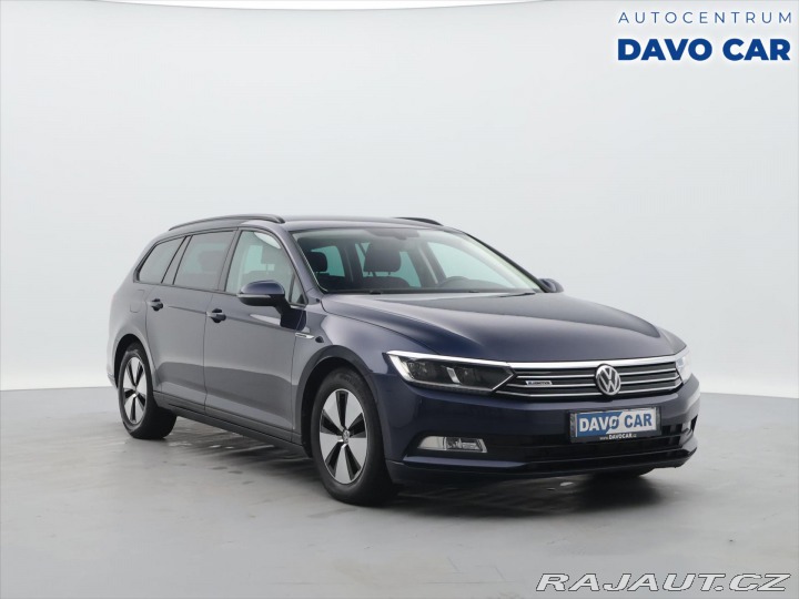 Volkswagen Passat 1,6 TDI LED Navi ACC 1.Ma 2015