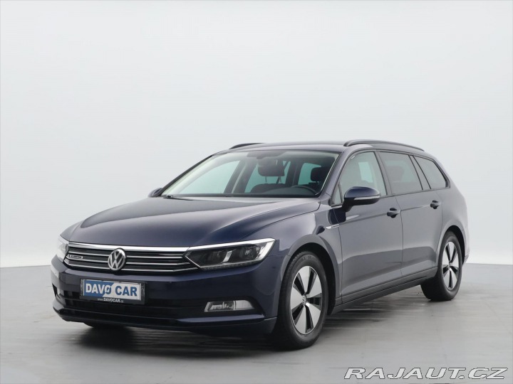 Volkswagen Passat 1,6 TDI LED Navi ACC 1.Ma 2015