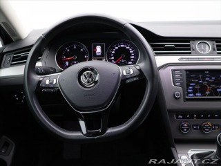 Volkswagen Passat 1,6 TDI LED Navi ACC 1.Ma 2015