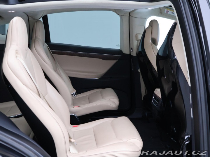 Tesla Model X 90D 79kW Tažné 2016