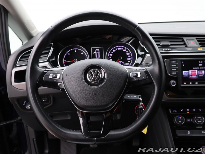 Volkswagen Touran 1,6 TDI 81kW Navi Tažné 2016