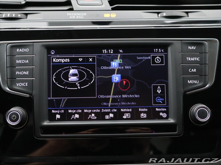 Volkswagen Touran 1,6 TDI 81kW Navi Tažné 2016