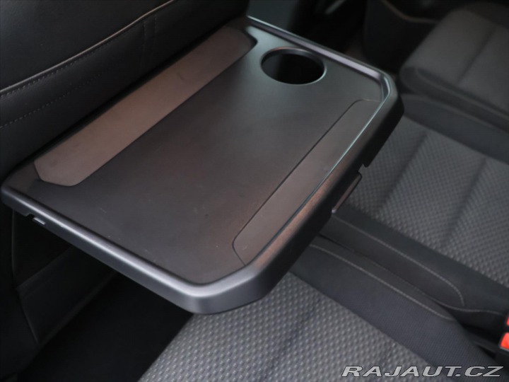 Volkswagen Touran 1,6 TDI 81kW Navi Tažné 2016