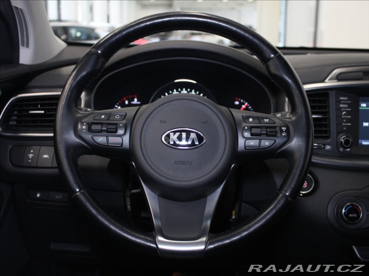 Kia Sorento 2,2 CRDi 147kW 4x4 AT Taž 2015