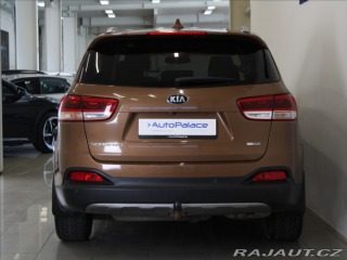 Kia Sorento 2,2 CRDi 147kW 4x4 AT Taž 2015