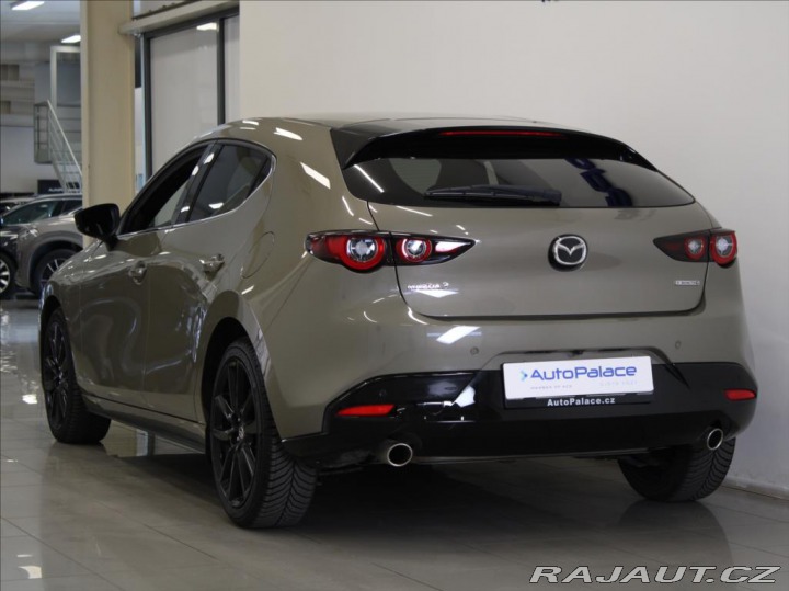 Mazda 3 2,5 G140 AT Homura 6L. ZÁ 2025