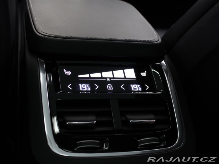 Volvo XC90 2,0 B5 R Vzduch B&W 7 2021