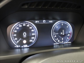 Volvo XC90 2,0 B5 R Vzduch B&W 7 2021