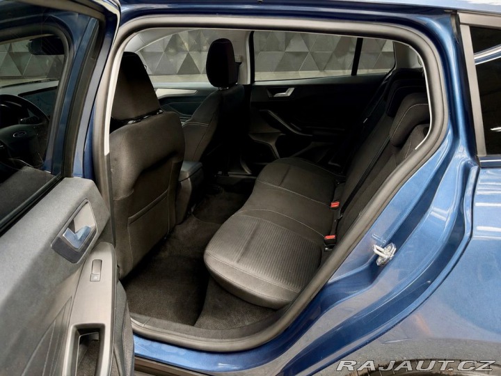 Ford Focus 1.0 ECOBOOST  A/T TITANIU 2024