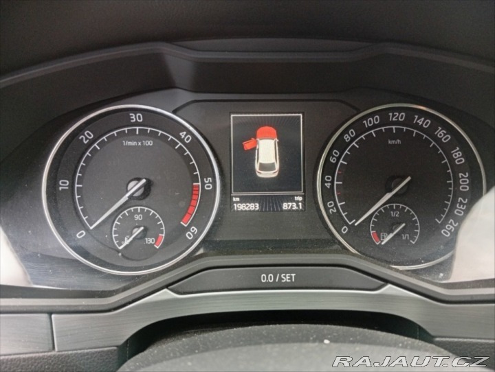 Škoda Superb 2,0 3T M1 AC 1800