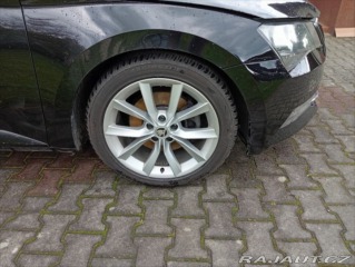 Škoda Superb 2,0 3T M1 AC 1800