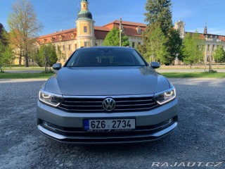 Volkswagen Passat 2,0   110kW MANUÁL, DIGI, 2015