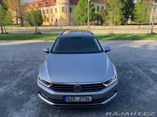 Volkswagen Passat 2,0   110kW MANUÁL, DIGI, 2015