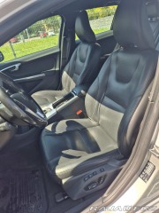 Volvo V60 2,4 Cross Country D 2016