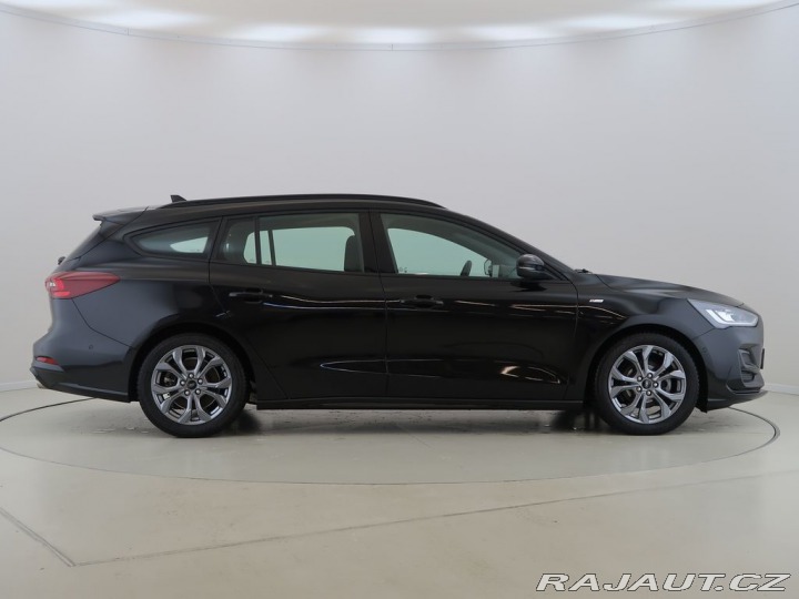 Ford Focus 1.5Ecoblue,85KW,ST LINE,A 2024