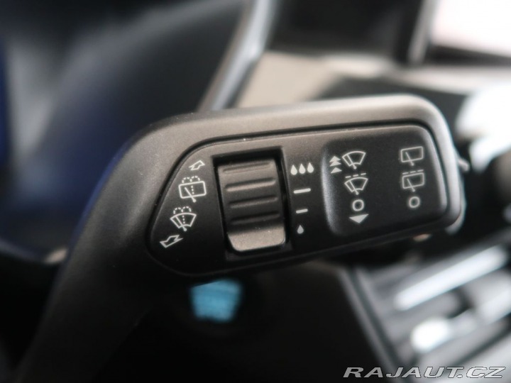 Ford Kuga 1.5EcoBoost,110kW,MT,ST L 2023