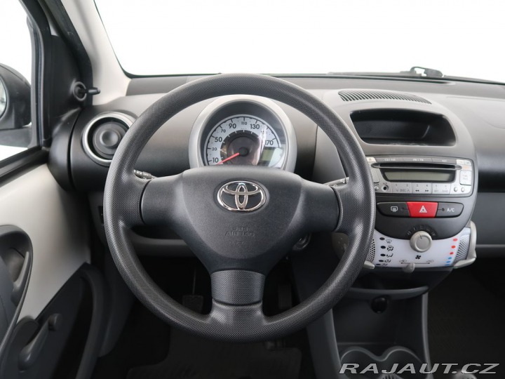 Toyota Aygo 1.0VVT-i,50kW,CZ,1Maj,Bas 2012