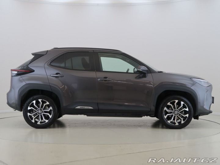 Toyota Yaris Cross 1.5Hybrid,CZ,1Maj,Style 2024