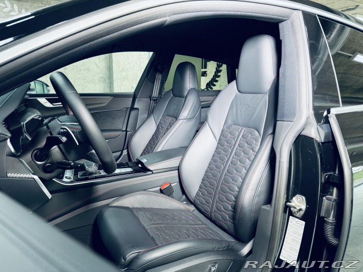 Audi RS7 CARBON*VALCONA*NEZ.TOP*ZÁ 2022