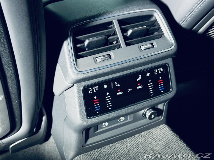 Audi RS7 CARBON*VALCONA*REZERVACE* 2022