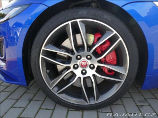 Jaguar F-Type 5,0 P450 V8 R-Dynamic RWD 2022