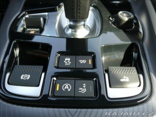 Jaguar F-Type 5,0 P450 V8 R-Dynamic RWD 2022