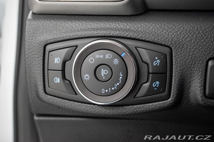 Ford Ranger 2.0 XLT*Naviják*4x4*TAŽNÉ 2020