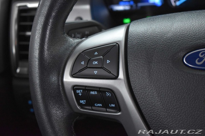 Ford Ranger 2.0 XLT*Naviják*4x4*TAŽNÉ 2020