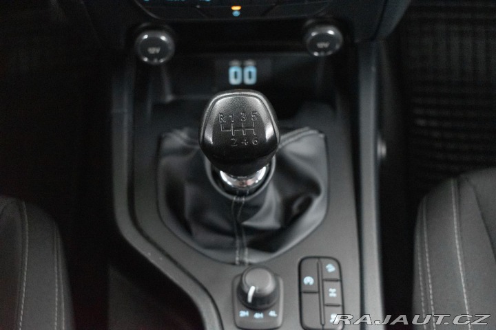 Ford Ranger 2.0 XLT*Naviják*4x4*TAŽNÉ 2020