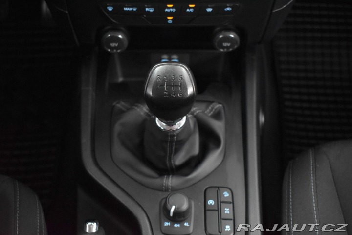 Ford Ranger 2.0 XLT*Naviják*4x4*TAŽNÉ 2020