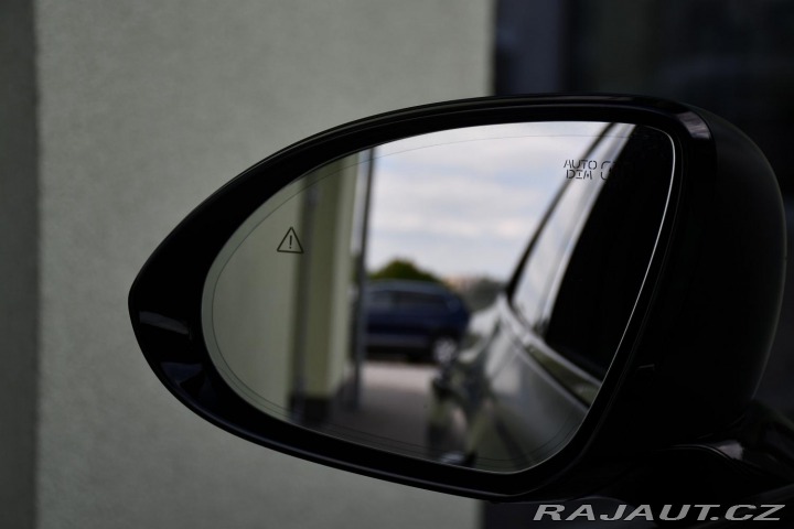 Ostatní značky Ostatní modely Genesis GV70 2.2 AWD SPORT LINE 1M 2022