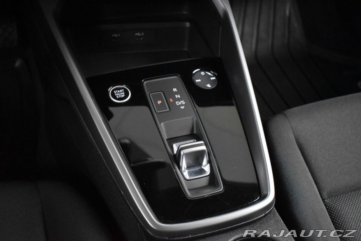 Audi A3 30 TFSi SPORT*AUTOMAT*DPH 2023