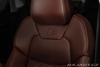 Audi S8 Exclusive masáže Pano HuD 2025